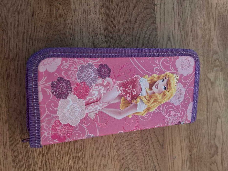 пенал розовый для девочек