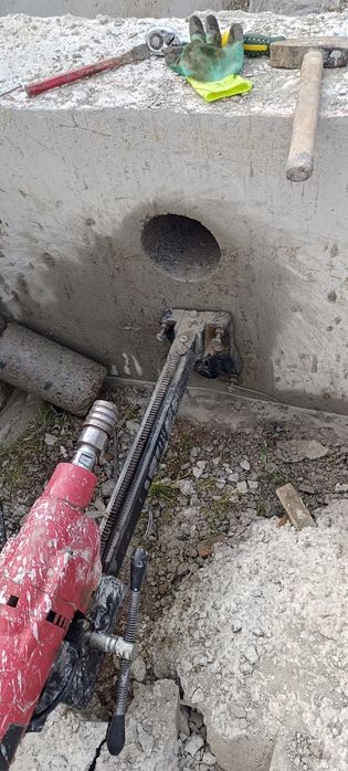 Алмазное сверление бетона,вытяжка, канализацию 
стен, перекрытия ,
под