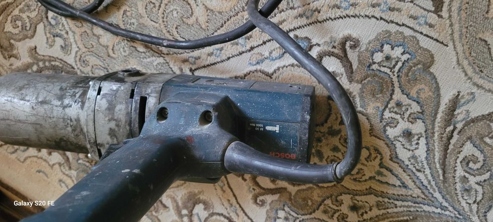 Болтаверт Bosch б.у состояние среднее