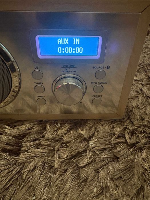 Radio DAB Silver Crest  ,Bluethoot ,Aux,Alarma ,made in Germany