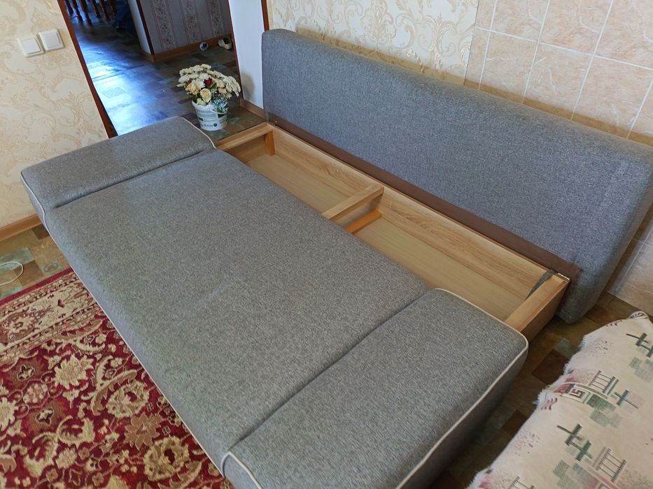 Продам диван новый