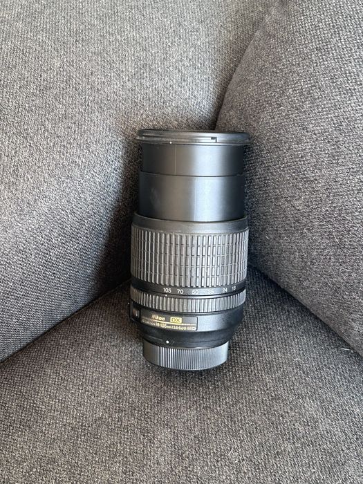 Nikon D5600 комплект с 18-105mm