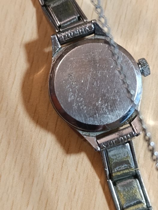 Ceas de damă cu mecanism japonez pentru piese