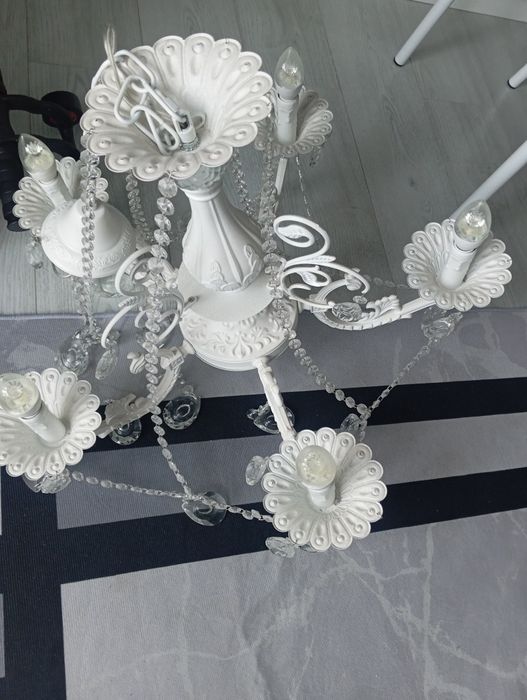 Продам люстру хорошем сост