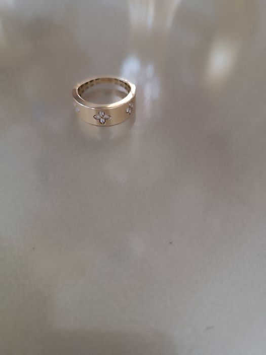 585 tilla sotiladi gr