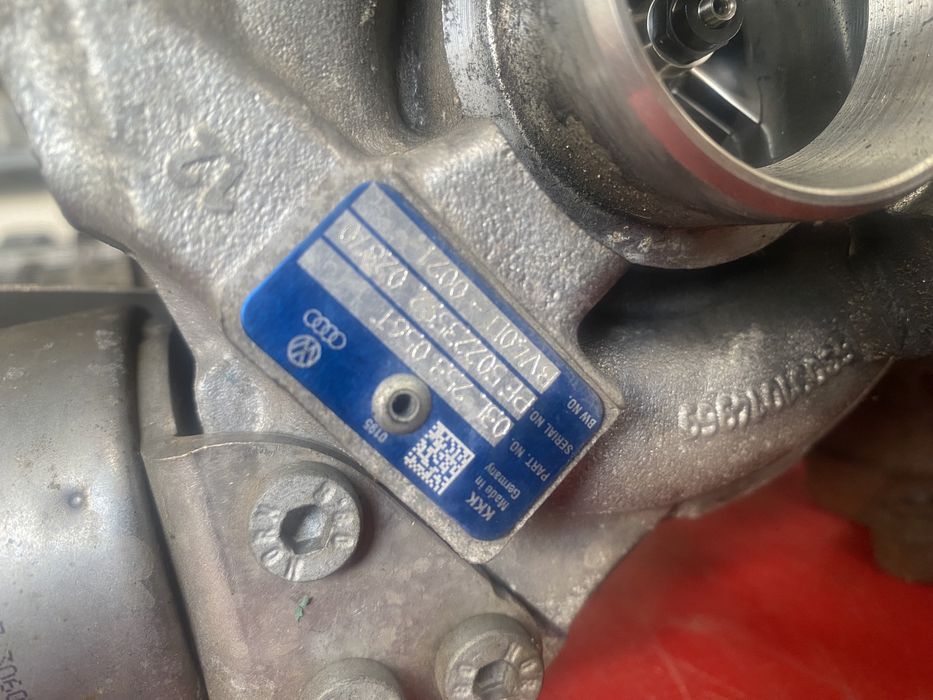 Turbina vw 2.0 TDI cod motor CFF 140 cai