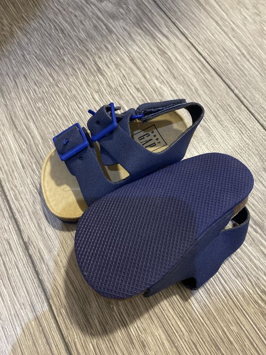 Детские сандали