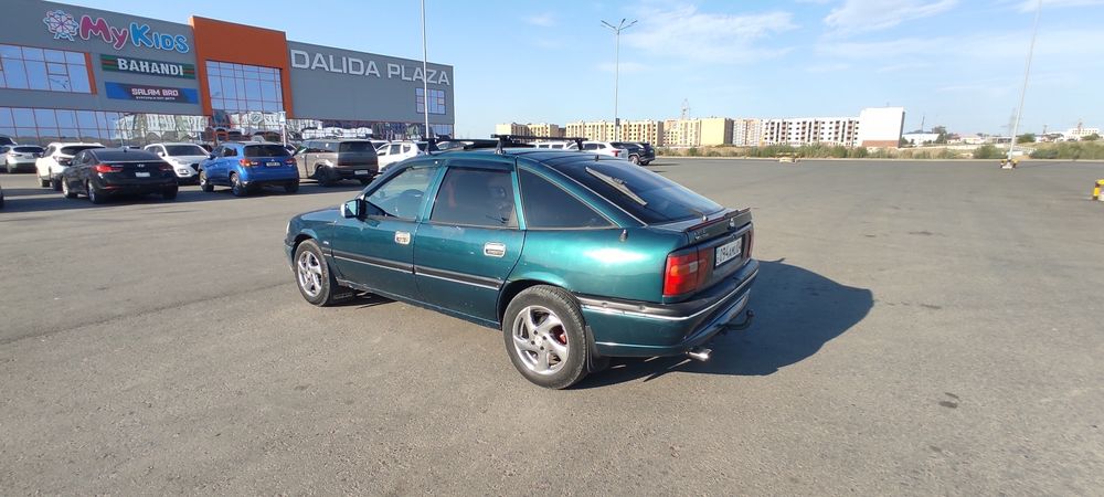 Opel vectra a сатылады