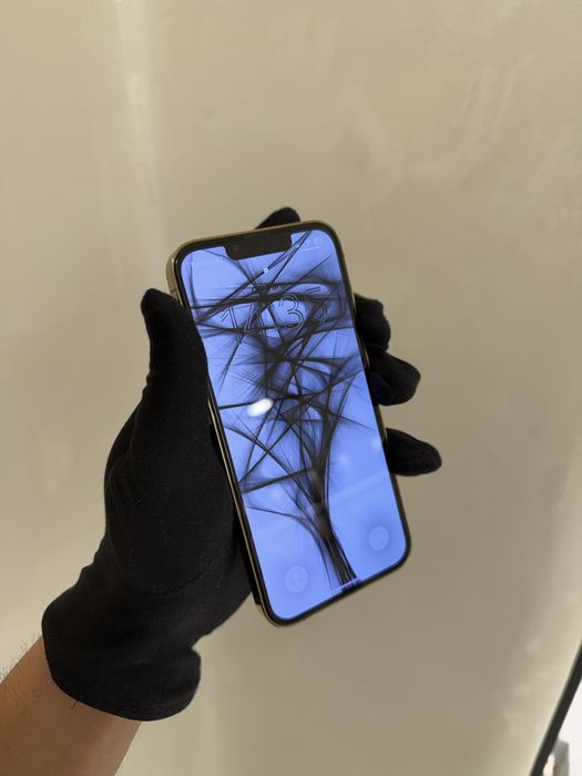Продам Iphone 13 Pro GOLD