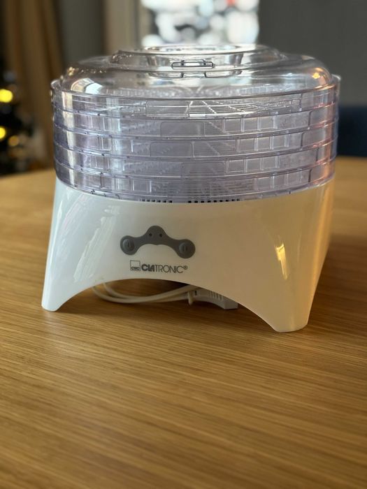 Уред за сушене на плодове