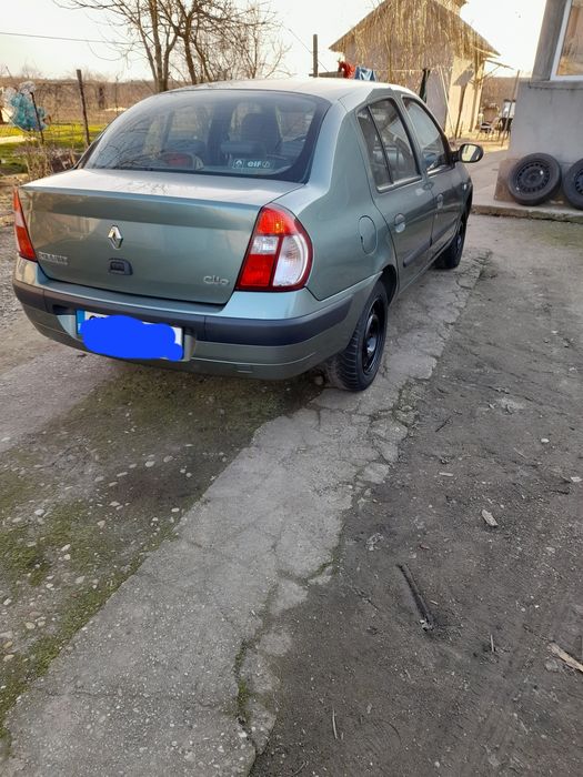 Vând Renault clio