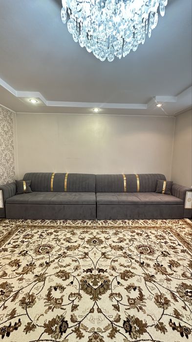 Продам диван 4 метровый