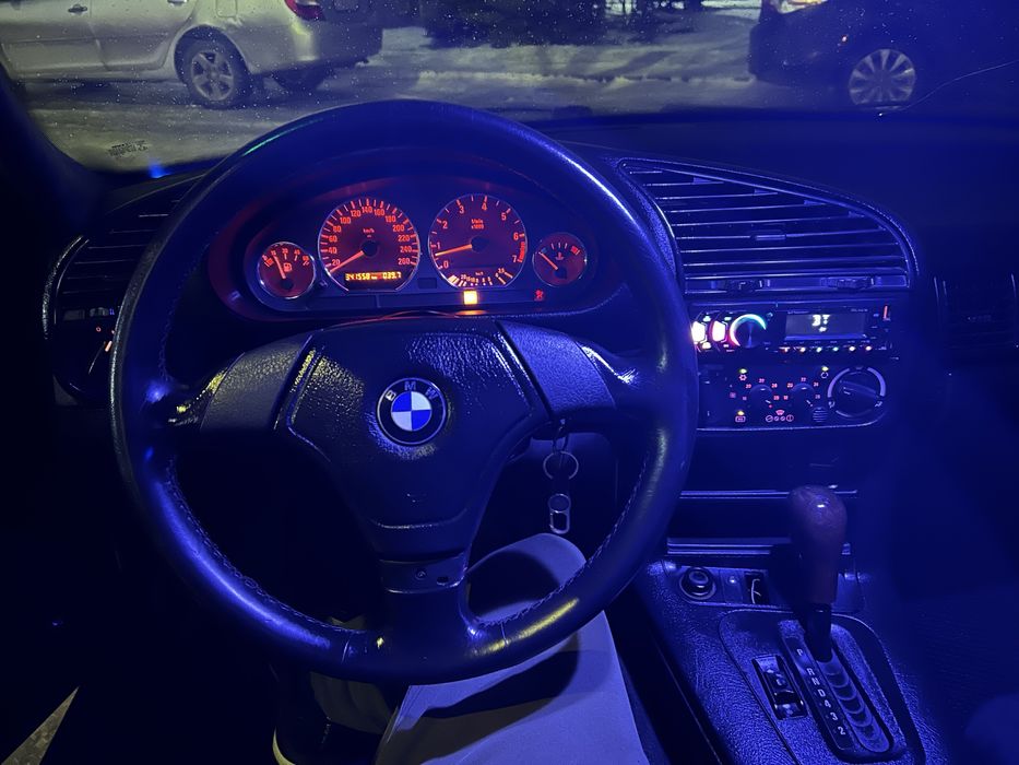 Срочно продам бмв 325