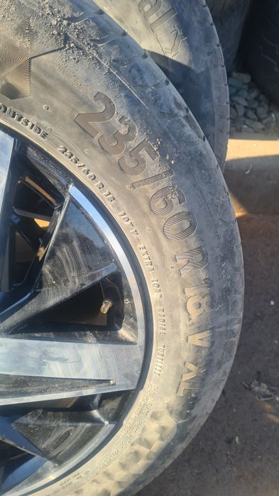 Продам шины 235/60/18 лето