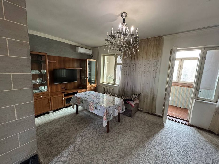 1 ком. квартира, 42 м². Сергели (ярмарка 300 м!). Дом - галерейка.