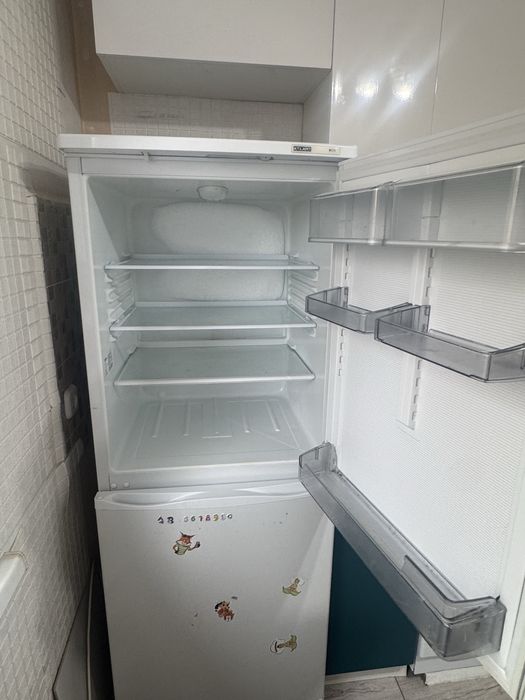 Продам холодильник