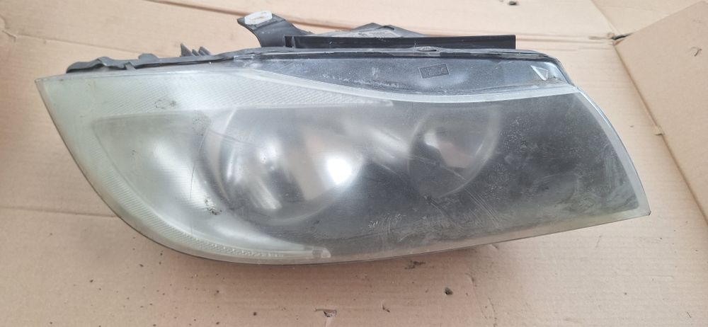 Фарове за BMW E90