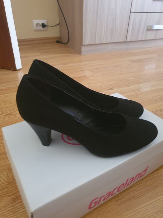 Pantofi cu toc, nr. 38
