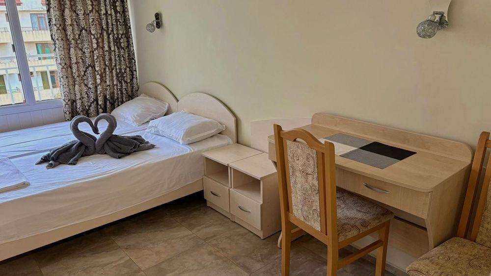 Дава се под наем  в к.к. Слънчев бряг - 30 кв.м за 60 € - Снимка #1