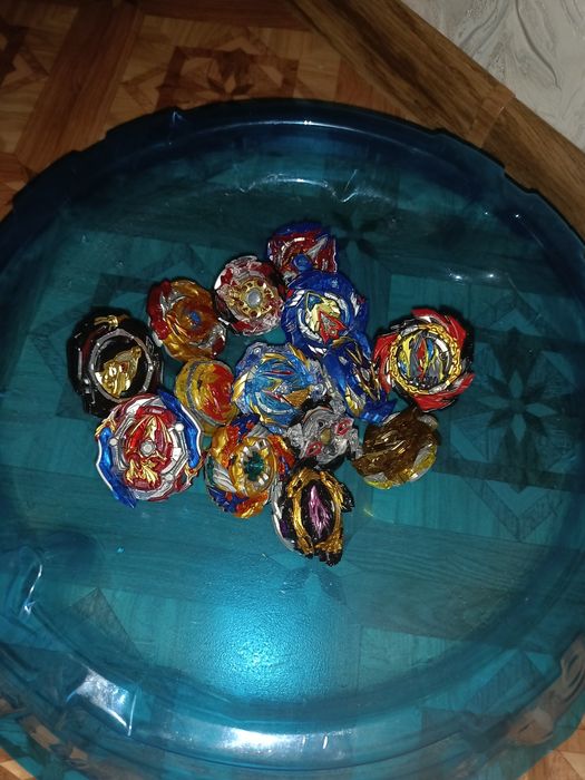 Бейблейды и запускалки