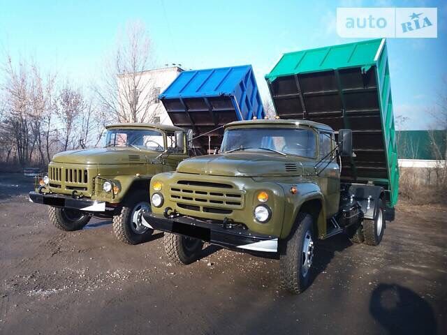 Песок крупный, мелкий, чернозем , перегной, ивека от 3 тонн до 7 тонн.