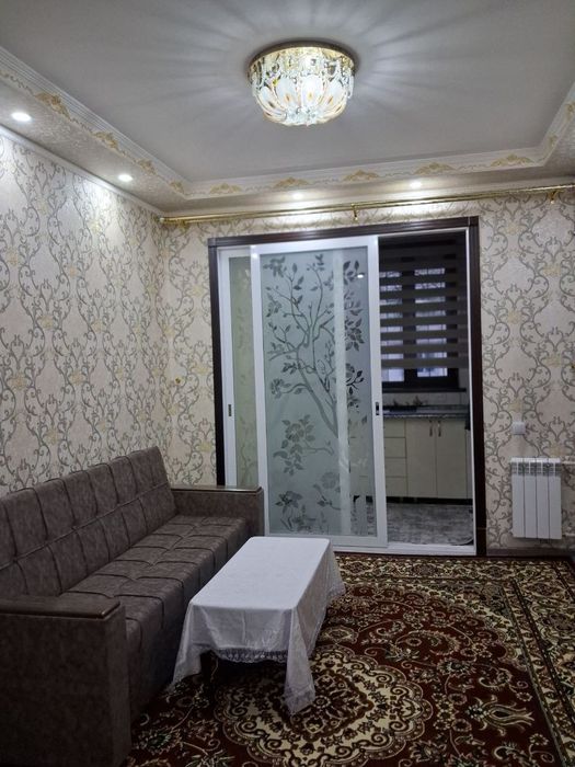 Юнусабадский район САМПИ микрорайон 2-комнатная переделанный в 3-комна