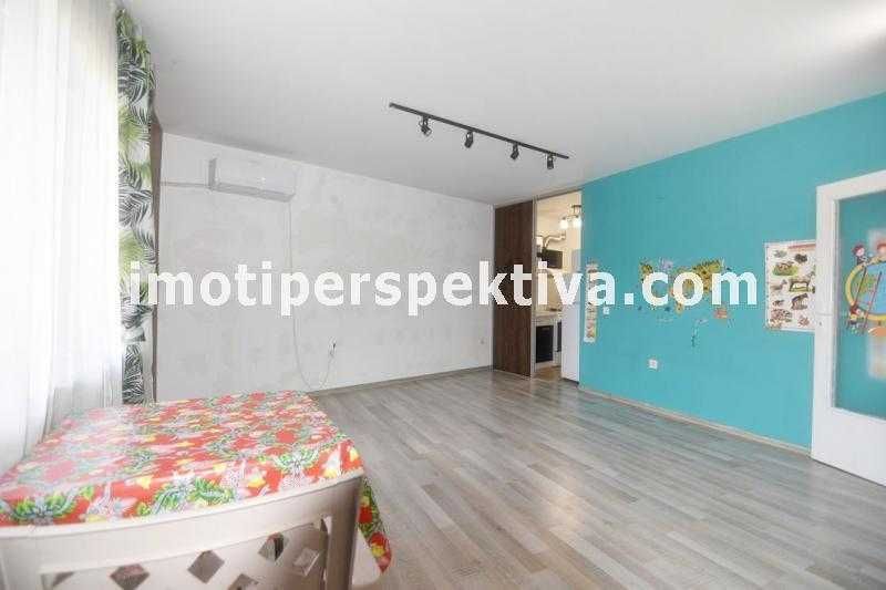 Продава се Двустаен апартамент в Пловдив, Център - 71 кв.м за 1868 €/кв.м - Снимка #1