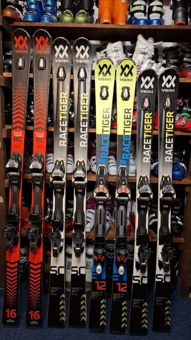 Schiuri schi Volki adulti ski