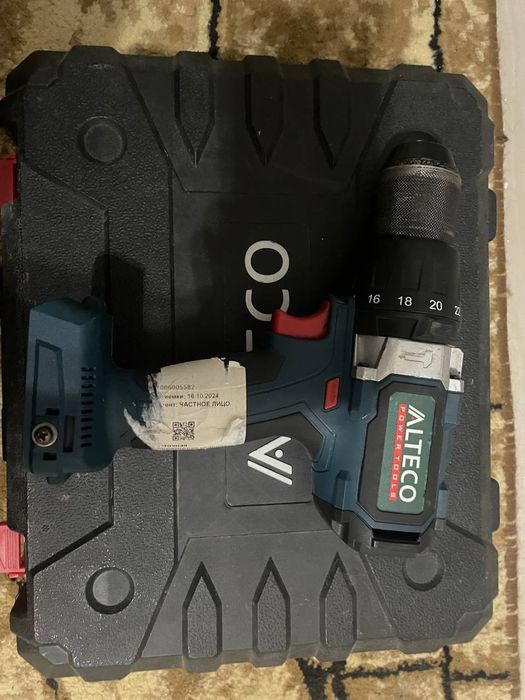 Продам шуруповерт