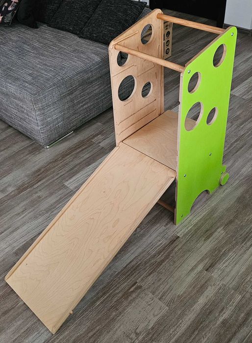 Turn de învățare Montessori multifuncțional Leea's Tower model premiat