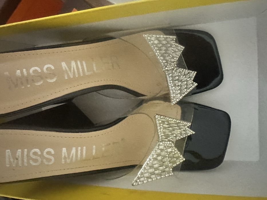 Туфли модельные новые MISS MILLER