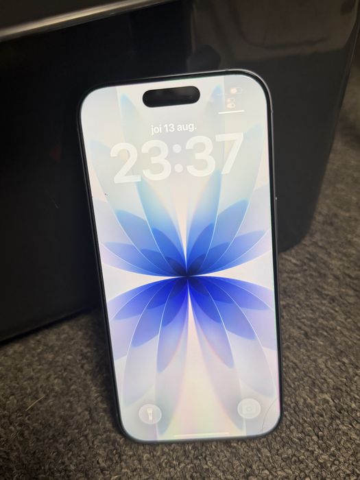 OFERTA !  Iphone 17 256 gb IMPECABIL ! Doar 20 cicluri !