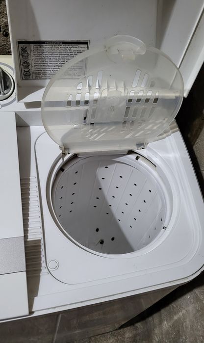 Стиральная машинка  Midea