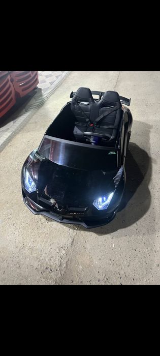 Bolalar mashinasi 1 kg dan 90 kggacha kotaradii ikki sidenyali pultli