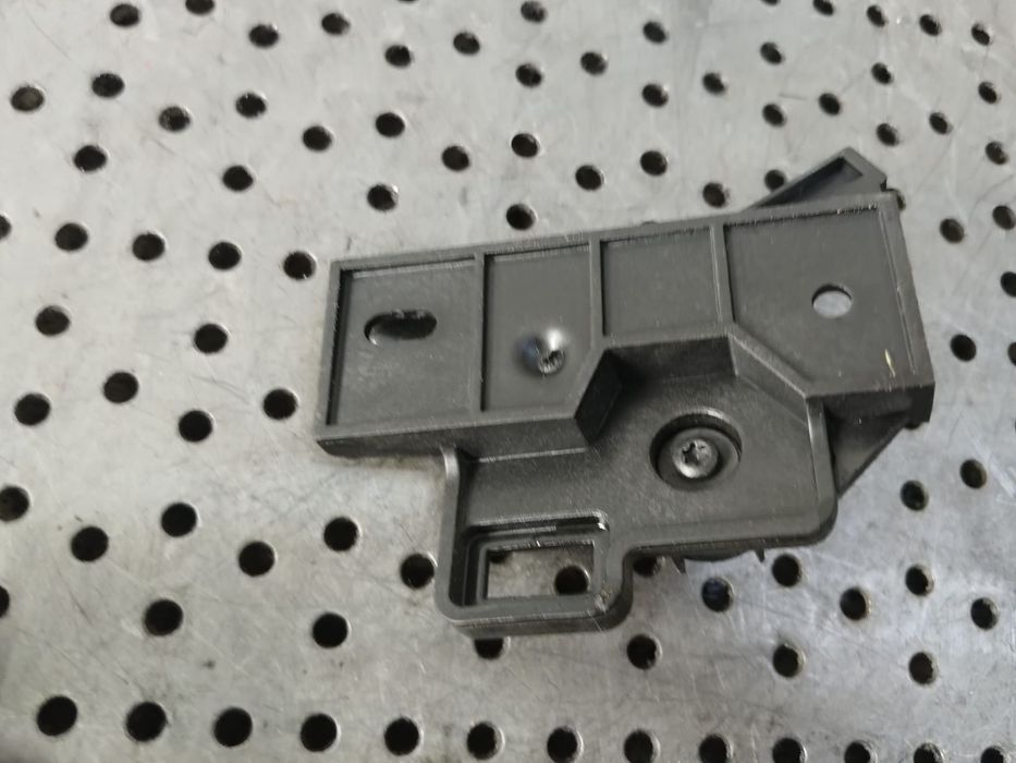 suport maner capota skoda octavia 3 6r1823633