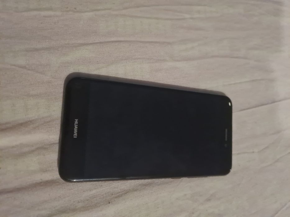 Vând huawei p8 lite 2017