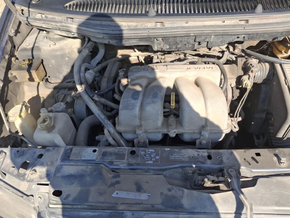 Chrysler Voyager 2.4 16v бензин НА ЧАСТИ