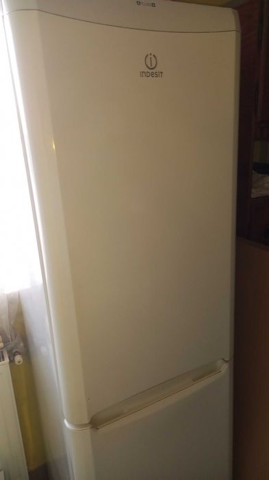 Combina frigorifica Indesit