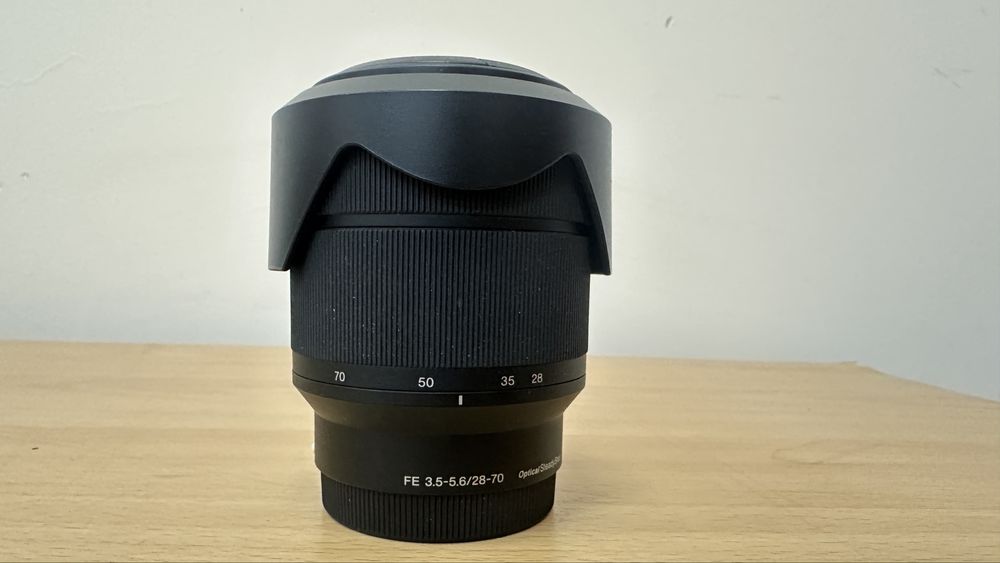 Sony 28-70 FE 3.5-56 optical SteadyShot обьектив