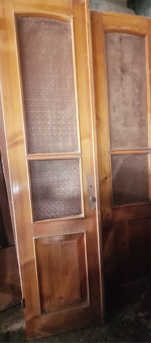 Дверь  деревянные