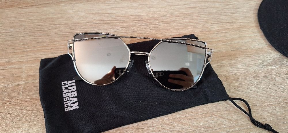 Urban Classics слънчеви очила