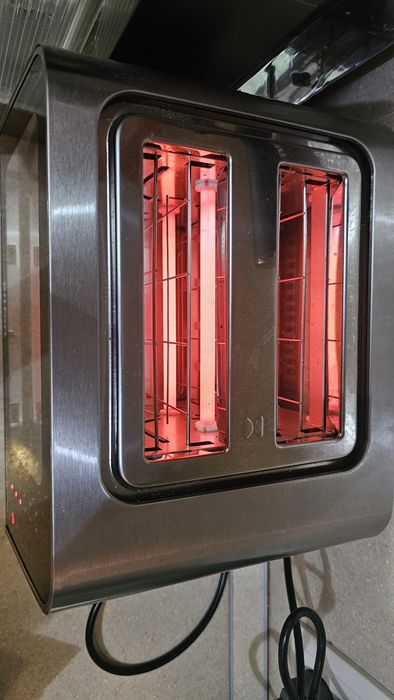 Продам    тостер