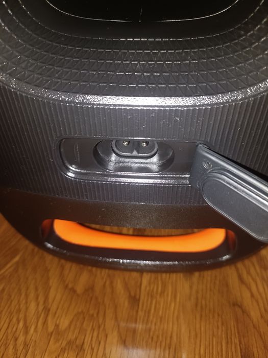 Boxa  JBL Partybox 110 !