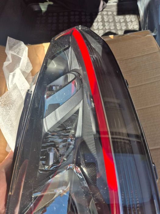 Оригинален десен фар VW Golf 7 / VII  GTI – Valeo – 5G1941040A