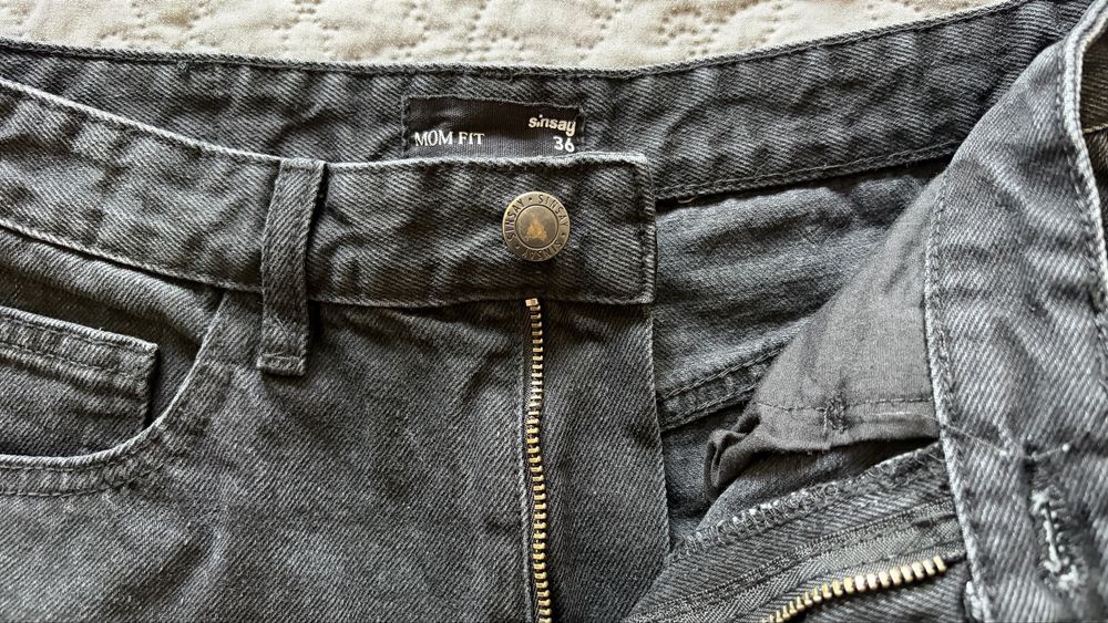 Черно дънки с висока талия