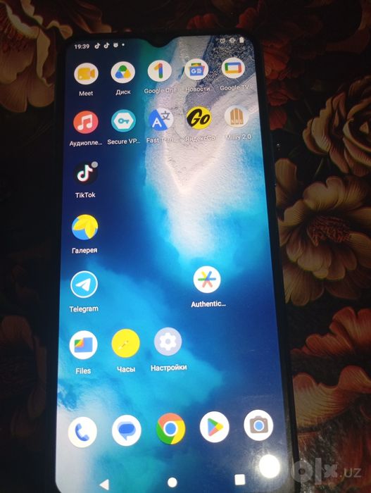 Смартфон Vivo y12s model V2026: 950 000 so’m