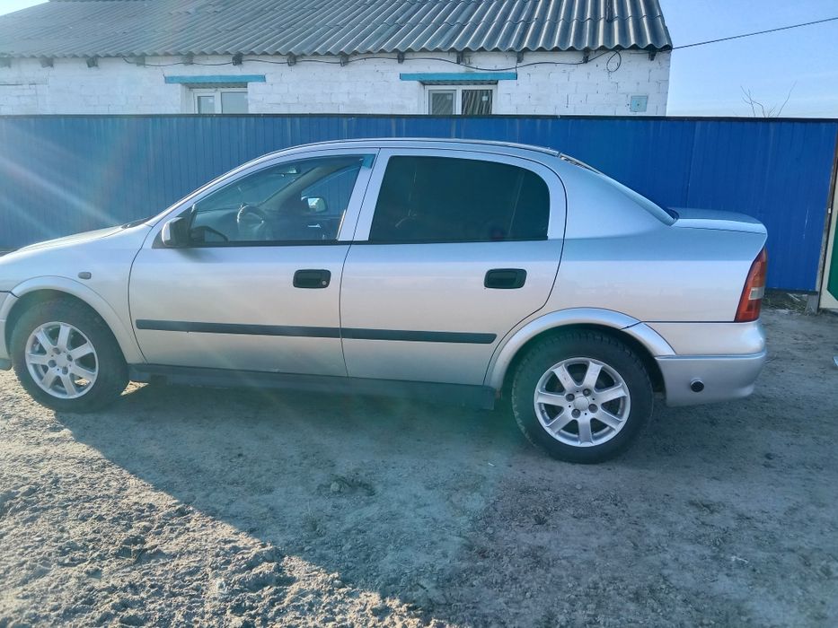 Продам машину Опель Астра