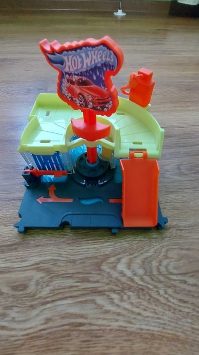 Spalatorie Hot Wheels