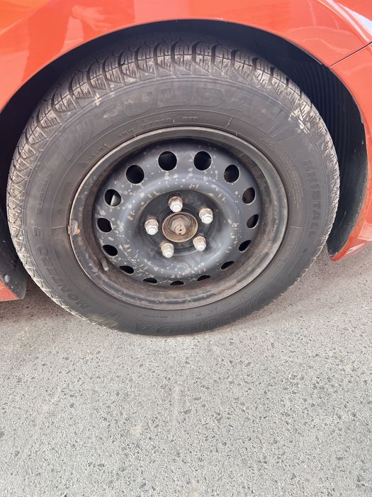 4 бр гуми с джанти 15ки