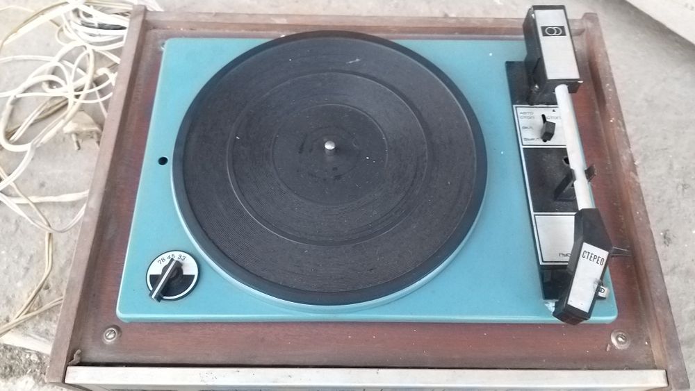 Pickup rusesc Acord 201 magnetofon scule vechi muzica unitra zk 120